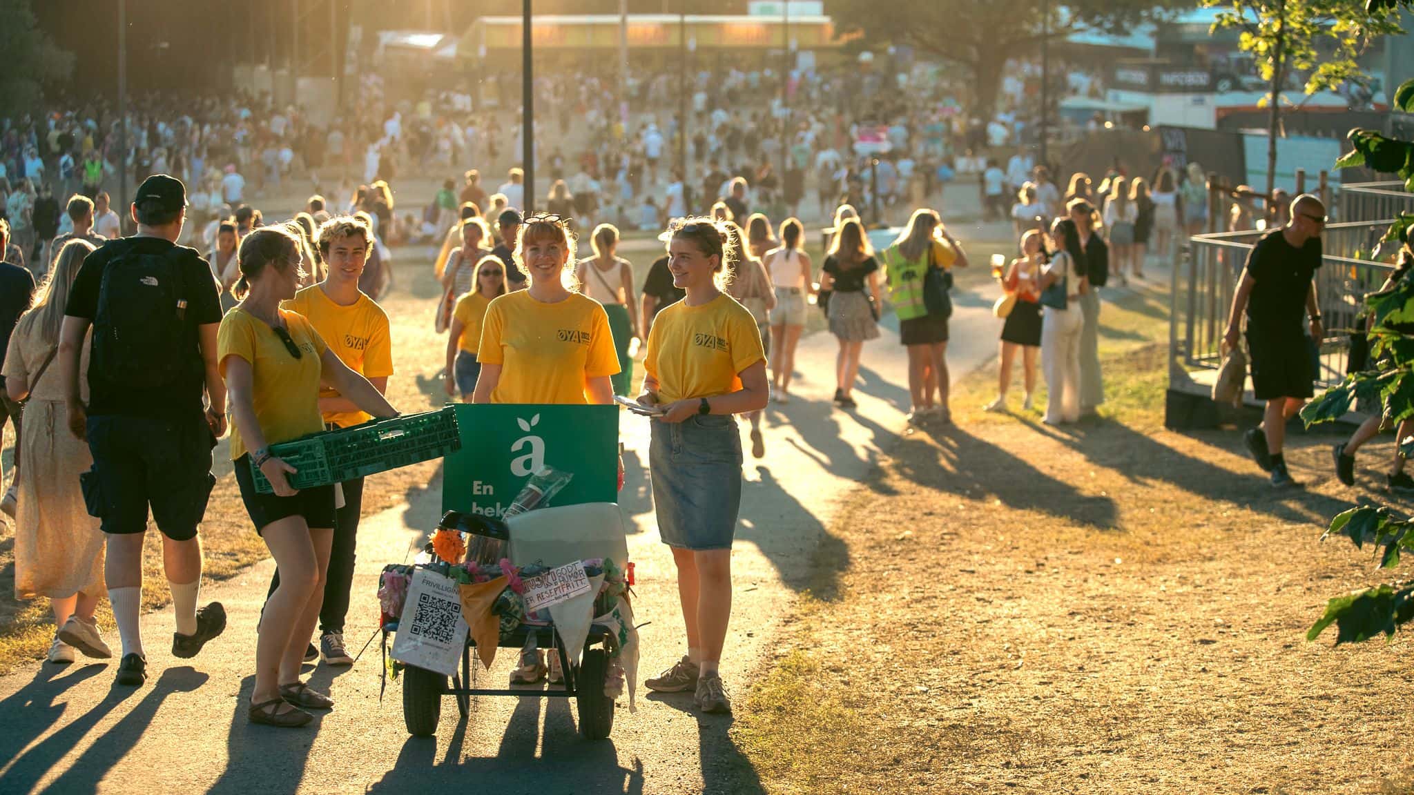 Frivillige under Øya